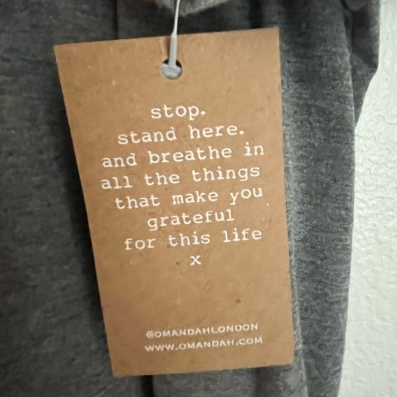 Om & Ah London “Be Kind” Roll Tee NWT Women’s Size XXL - Picture 5 of 8